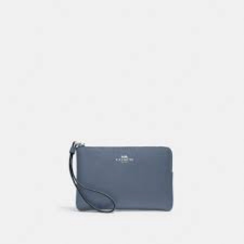 Corner Zip Wristlet